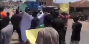 OGBOMOSO YOUTHS DECLARE TOTAL SHUTDOWN OVER DELAY IN RESCUE OF ABDUCTED TEACHERS, SCHOOL PUPILS